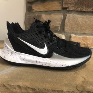 Nike Kyrie Low 2